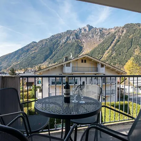 Fermes Du Montenvers B2, Alpes Agency, Chamonix, Sleeps 4-5 * Chamonix